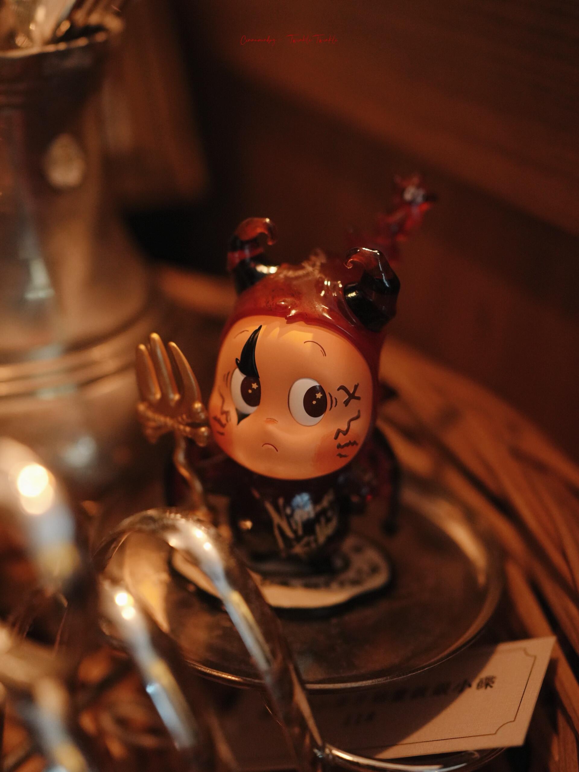 TWINKLE TWINKLE-LITTLE DEVIL TWINKLE TWINKLE HANG CARD