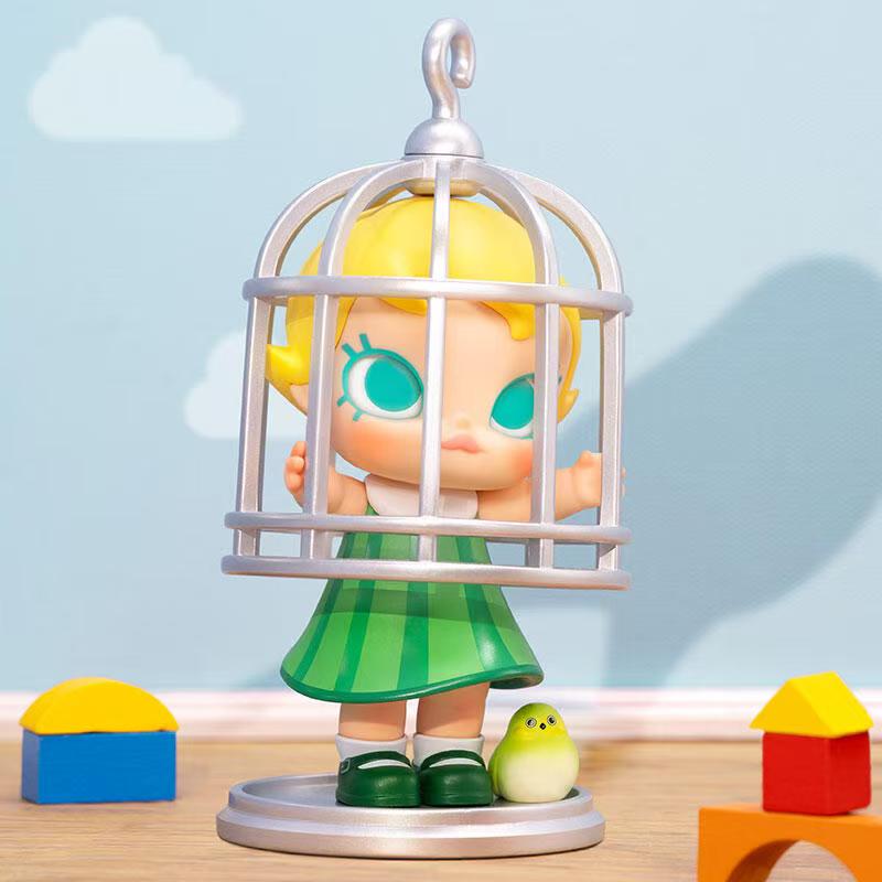 MOLLY-WHEN I WAS THREE SERIES FIGURE