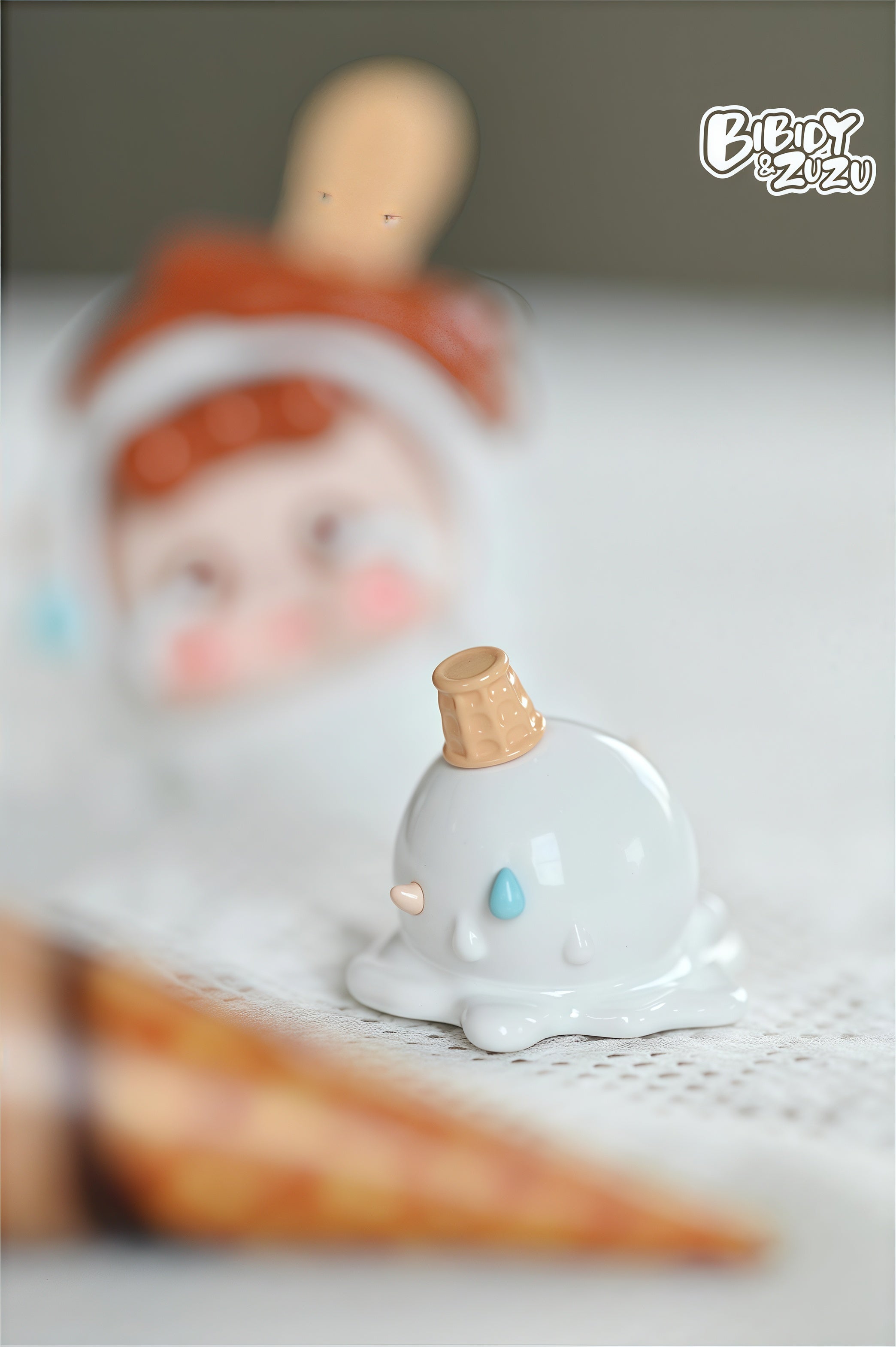 WUWU-THE CRYING ICE CREAM FIGURE