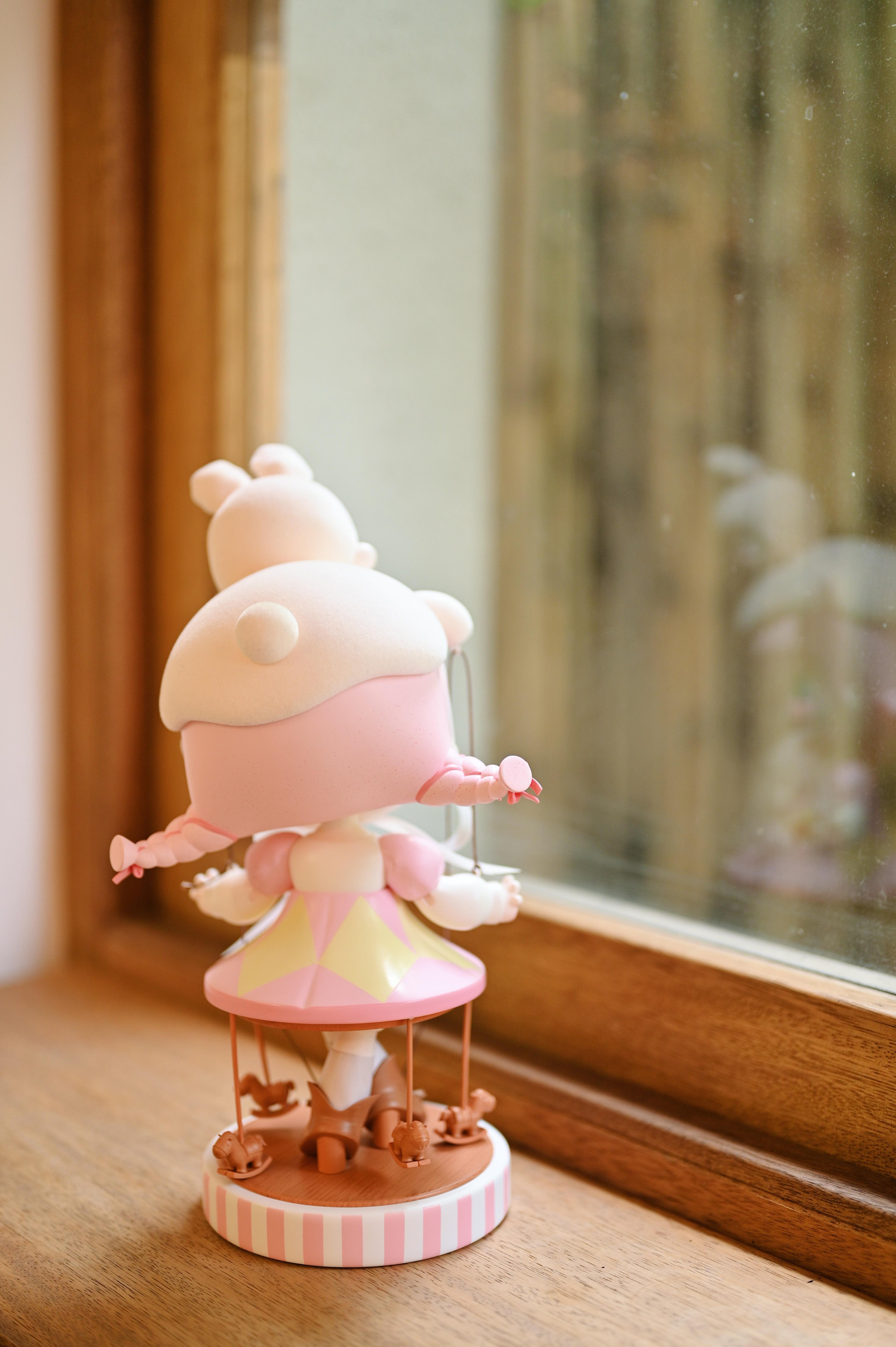 TUTUBEAR-MARIONETTE FIGURE -WORLD WILD LIMITED 59 PICES