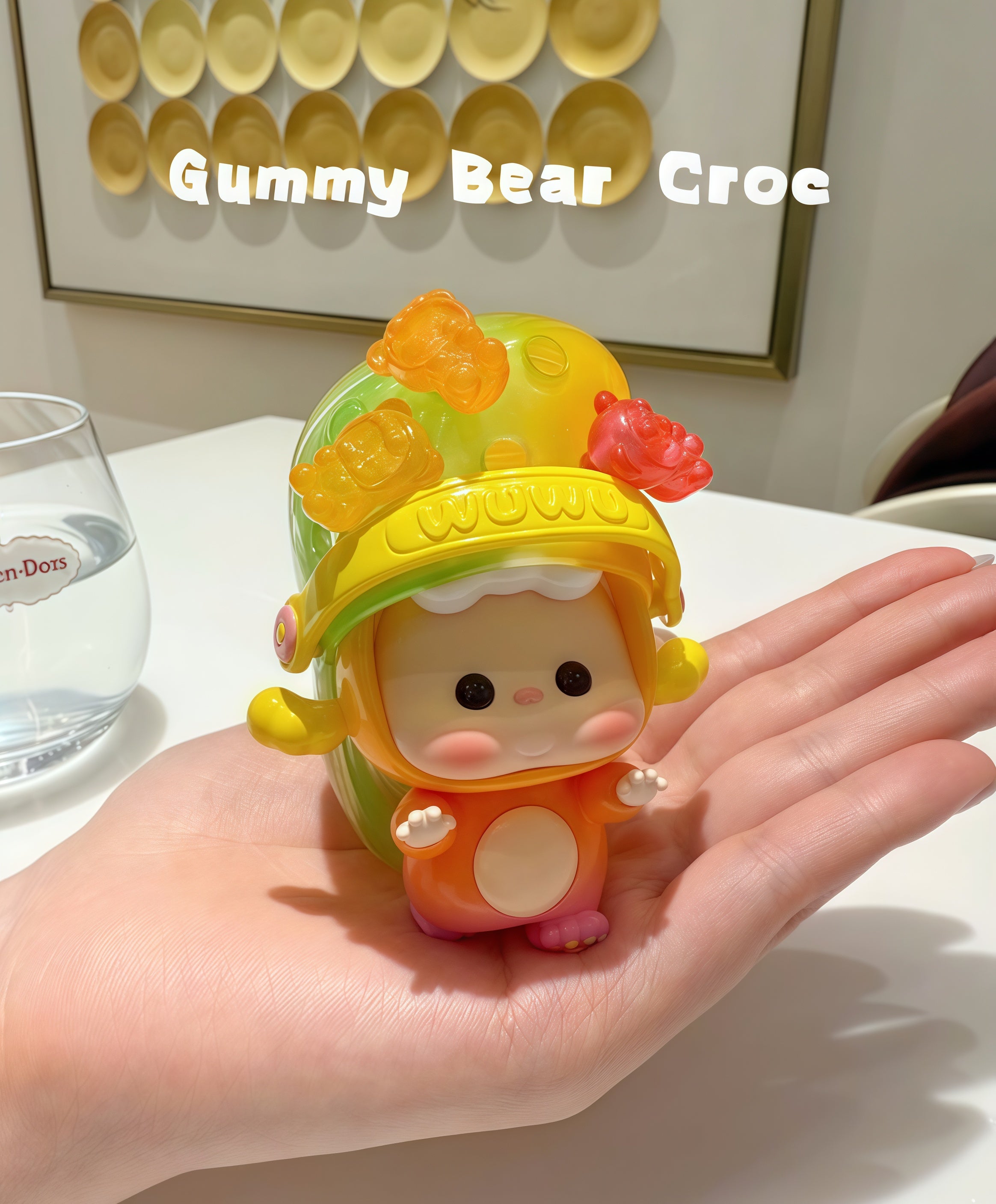 WUWU-GUMMY BEAR CROSS WUWU LIMITED FIGURE