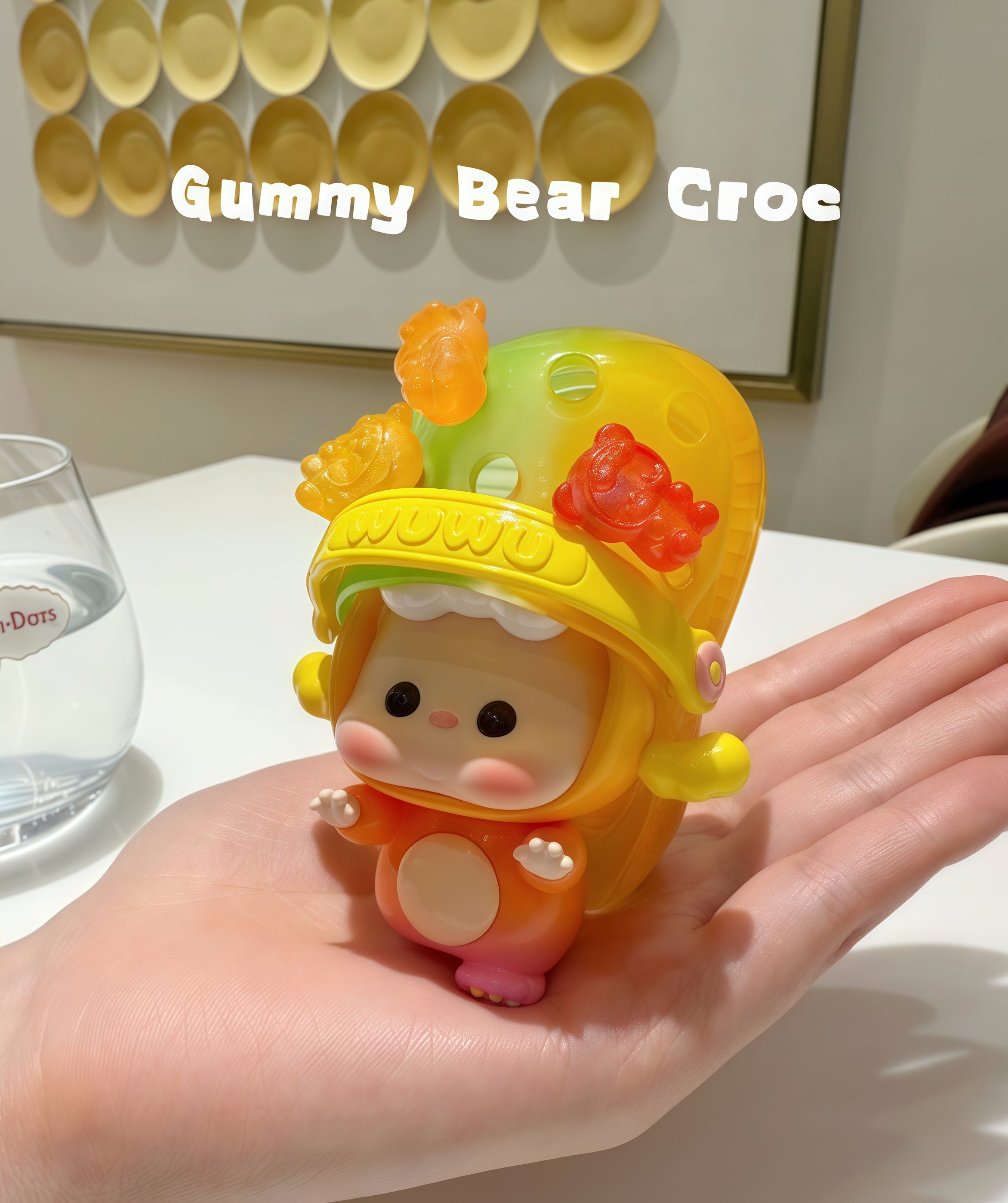 WUWU-GUMMY BEAR CROSS WUWU LIMITED FIGURE