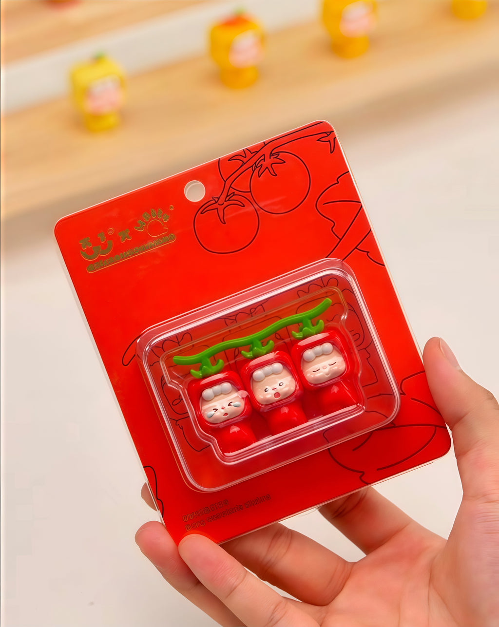 WUWU-Tomato brothers  hang card limited
