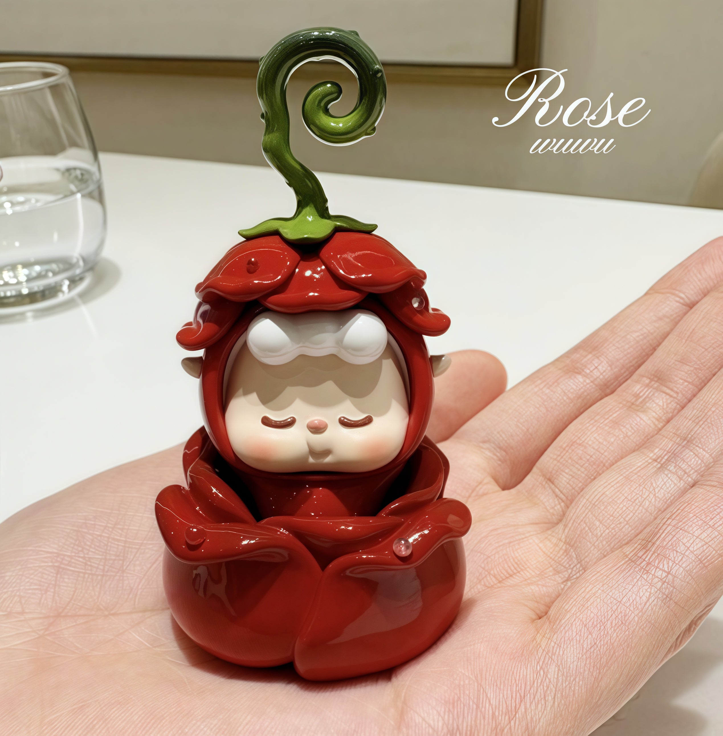 WUWU-RED ROSE WUWU FIGURE LIMITED 520 PICES