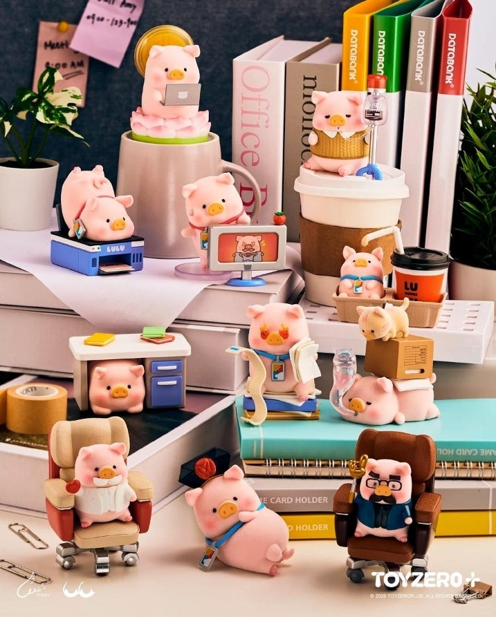 LULU THE PIG -LULU AT WORK SERIES FIGURE