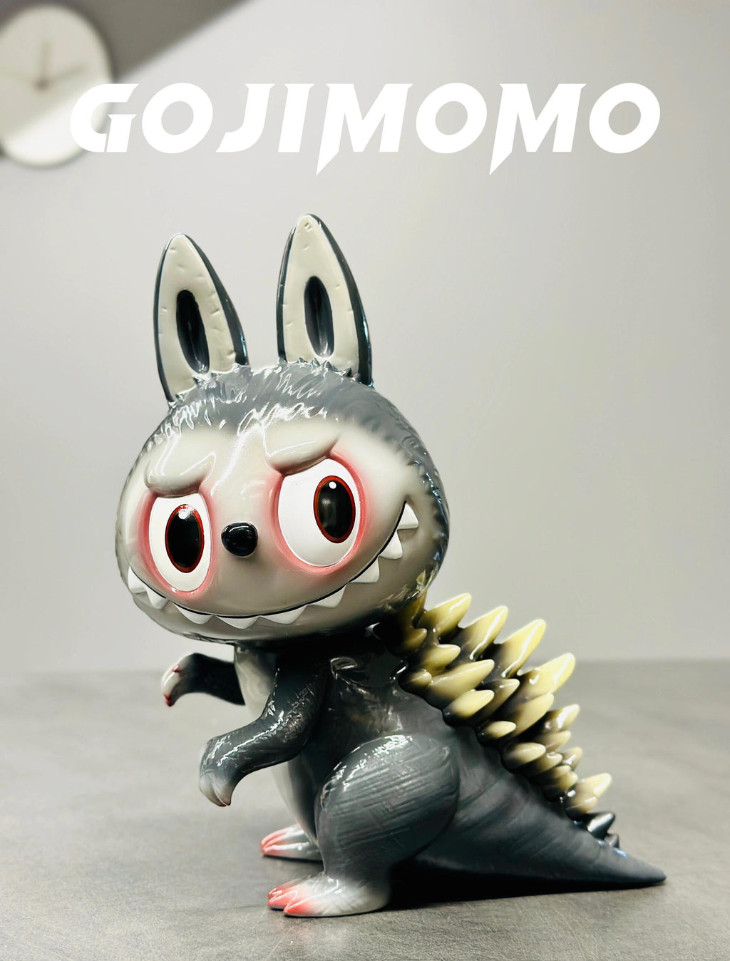 LABUBU-GOJIMOMO