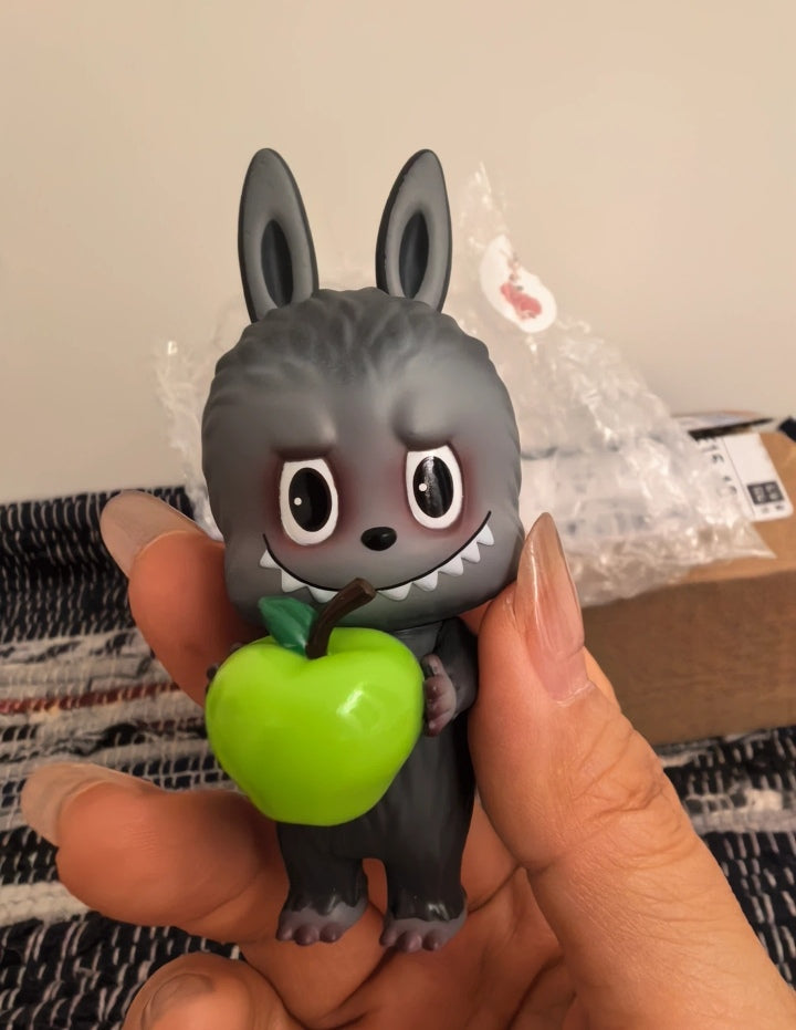 LABUBU-GREEN APPLE