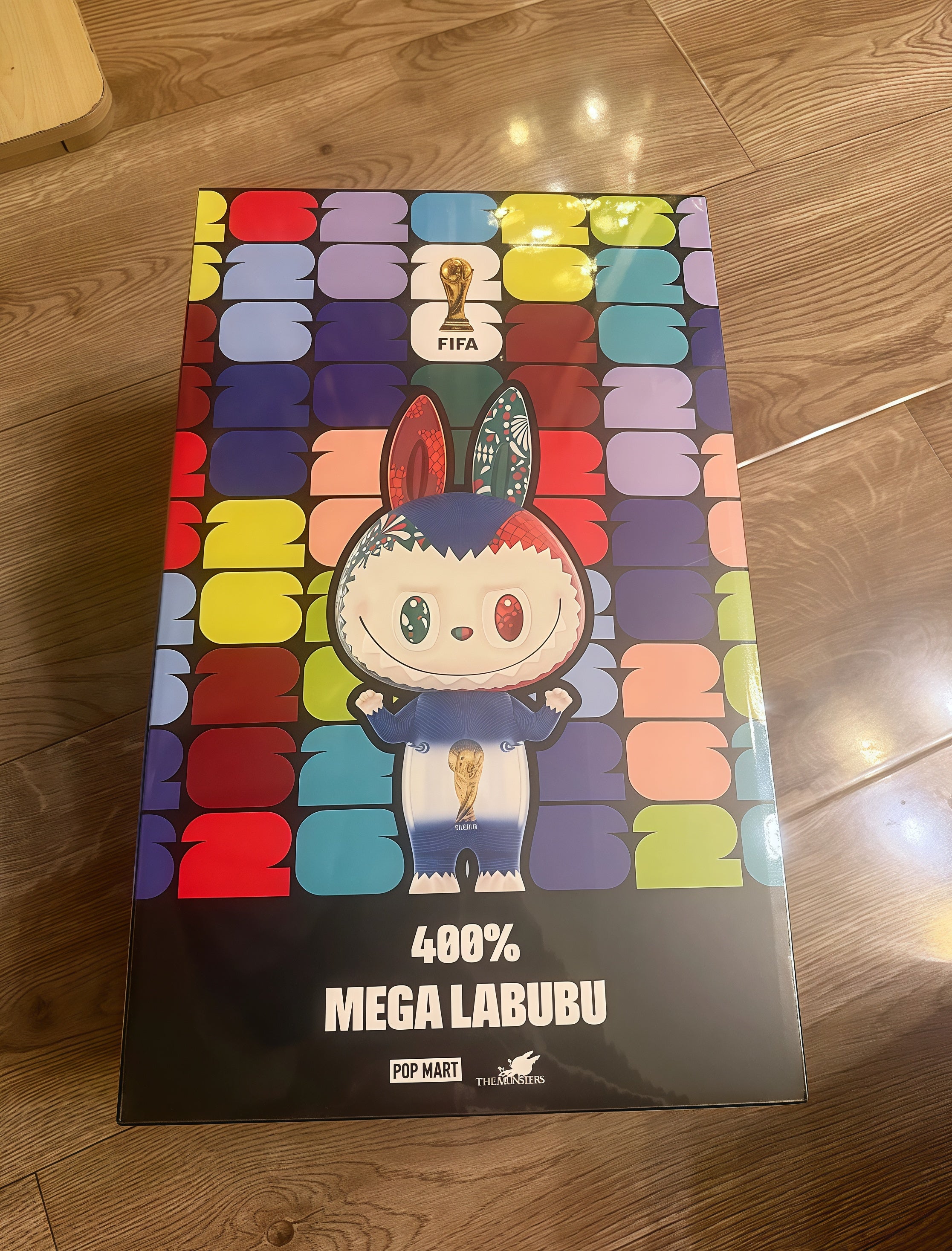 LABUBU-MEGA LABUBU 400%