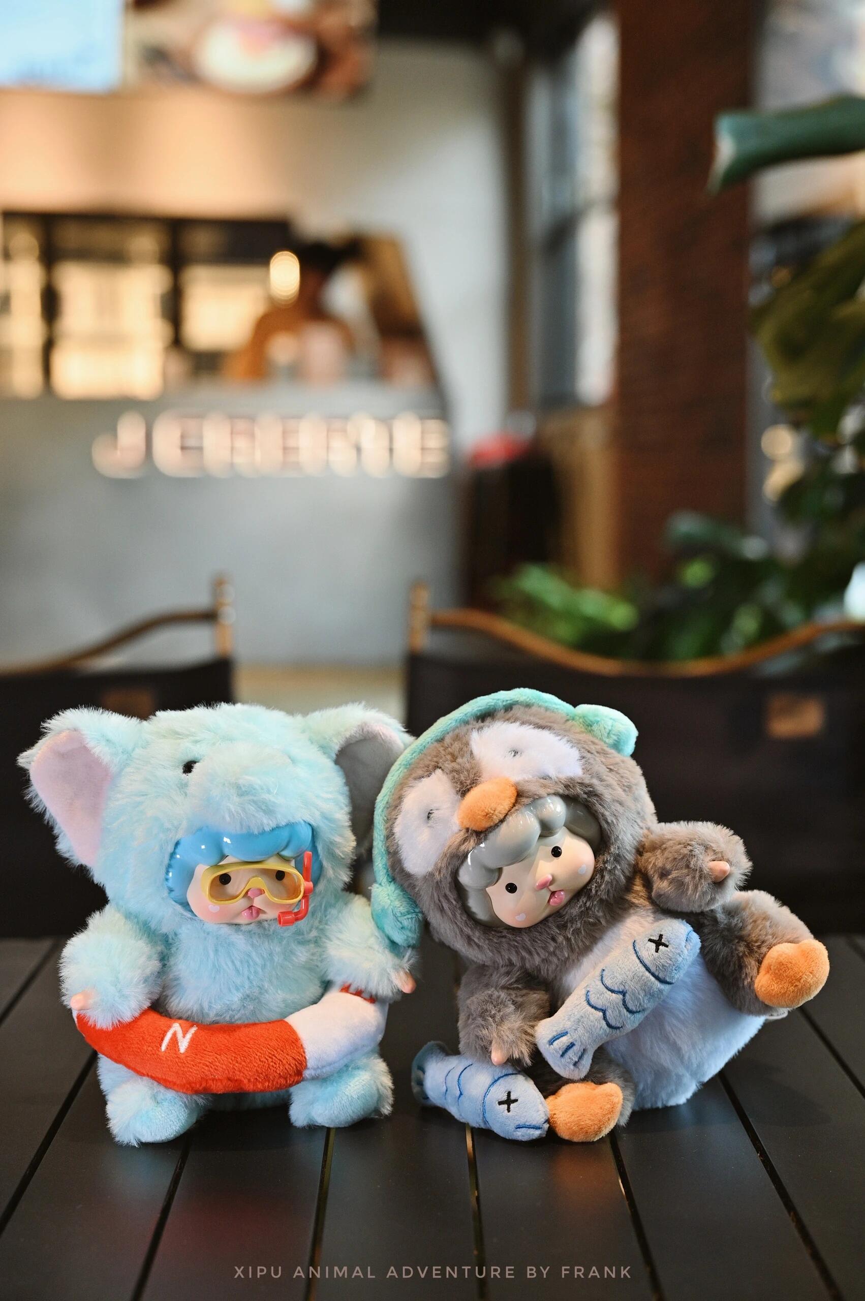 XIPU-ANIMAL ADVENTURE SERIES FIGURE