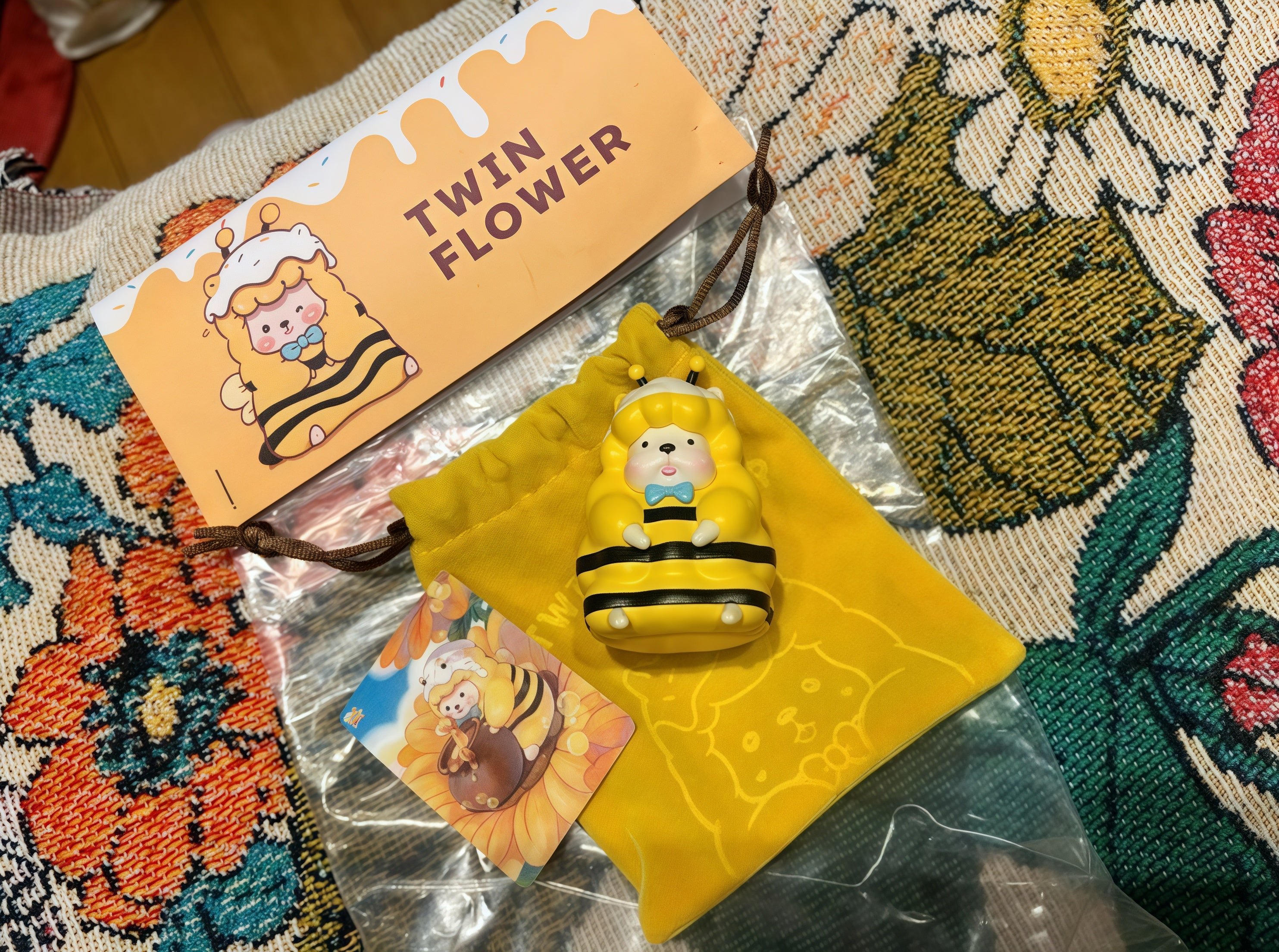 XIPU-Honey Bee XIPU Figure
