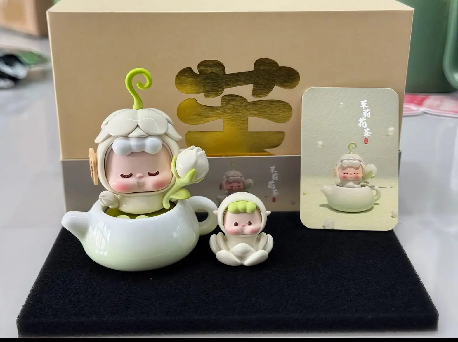 WUWU  - Jasmine Tea Limited Figure (Global 350 Pieces)
