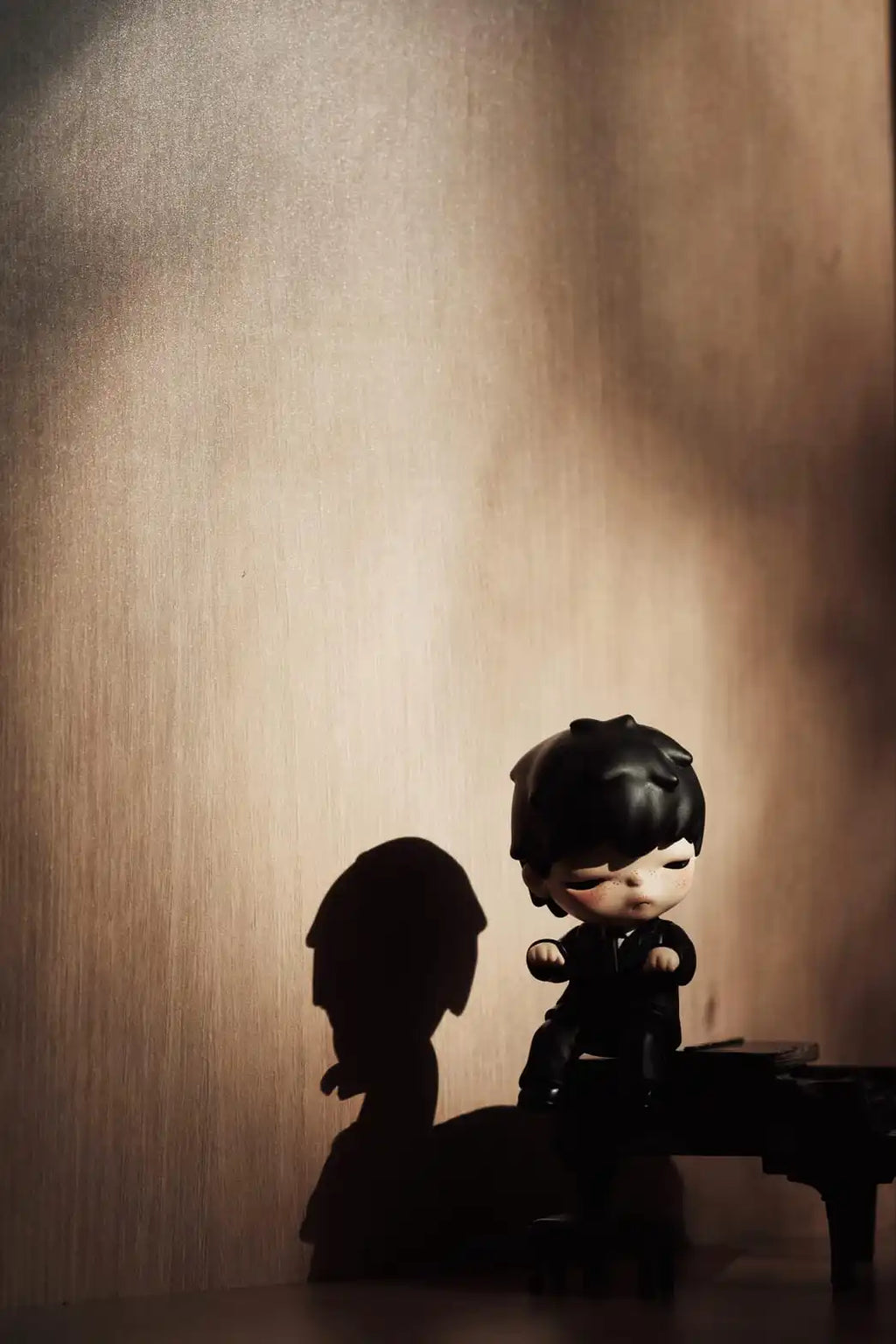 HIRONO - The Pianist Hang Card Limited Figure