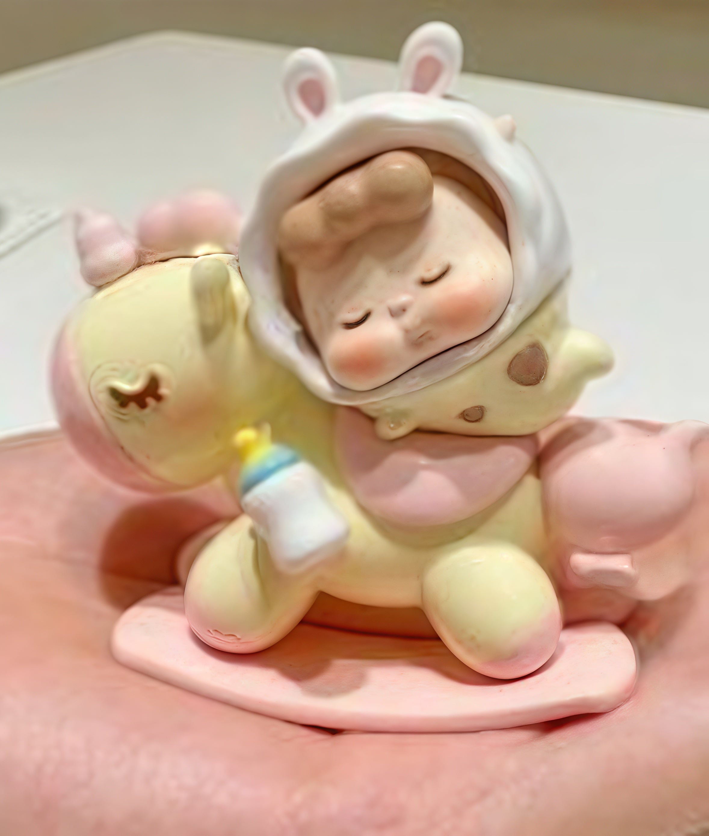 WUWU- UNICORN ROCKING HORES FIGURE