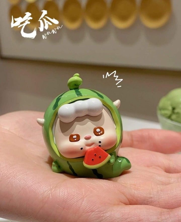WUWU-I LOVE WATERMELON  FIGURE