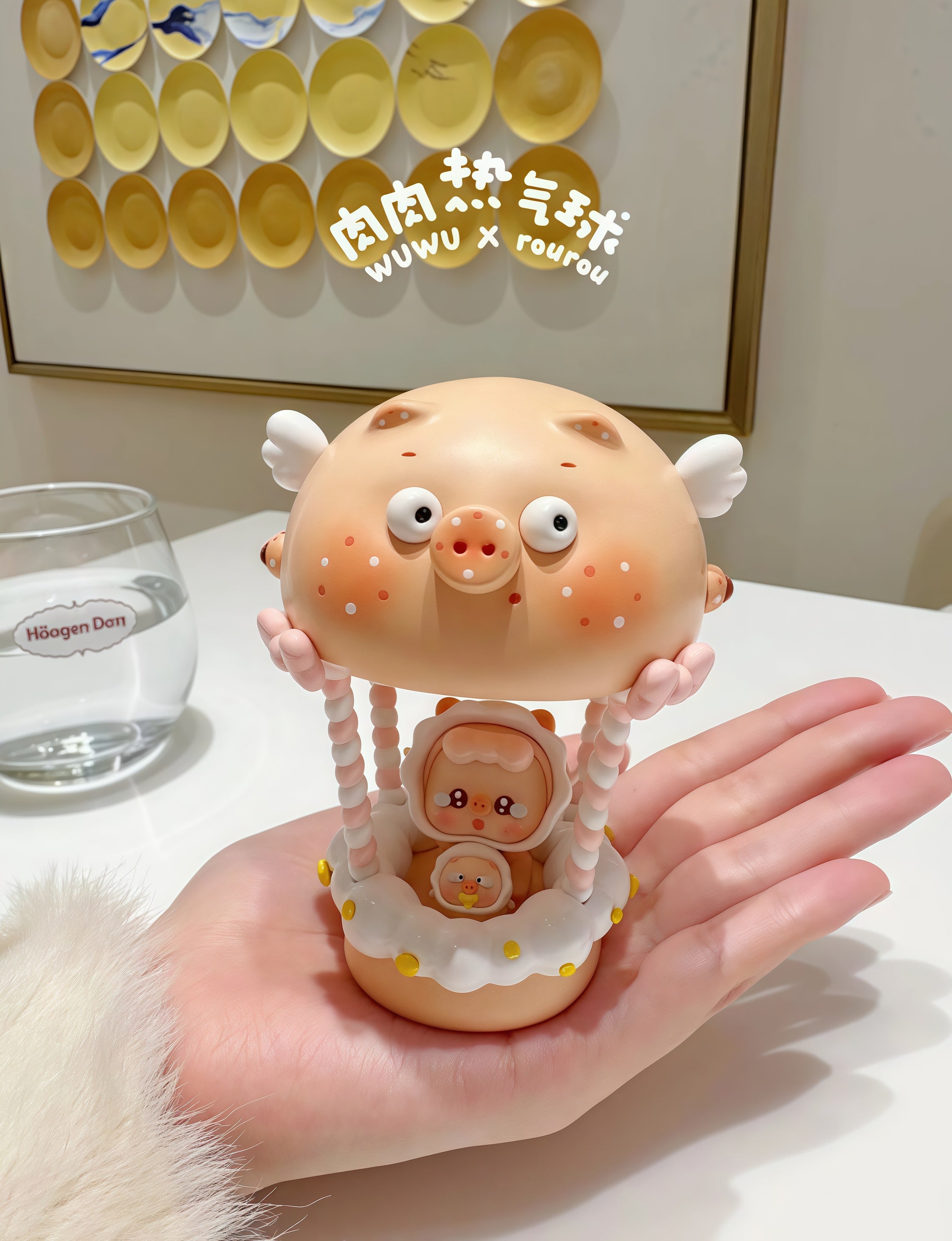 WUWU X ROUROU-HOT AIR BALLON FIGURE