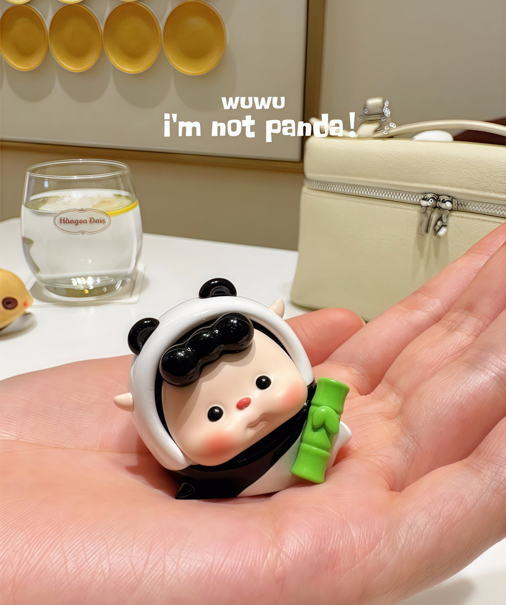 WUWU-I AM NOT PANDA FIGURE