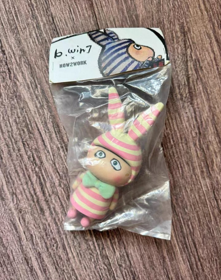 B.Wing X HOW2WORK HANG CARD LIMITED-Pink Stripe