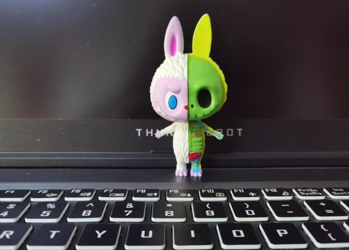 Labubu X HOW2WORK-Labubu Half Limited Hang Card-Limited 100 Pieces