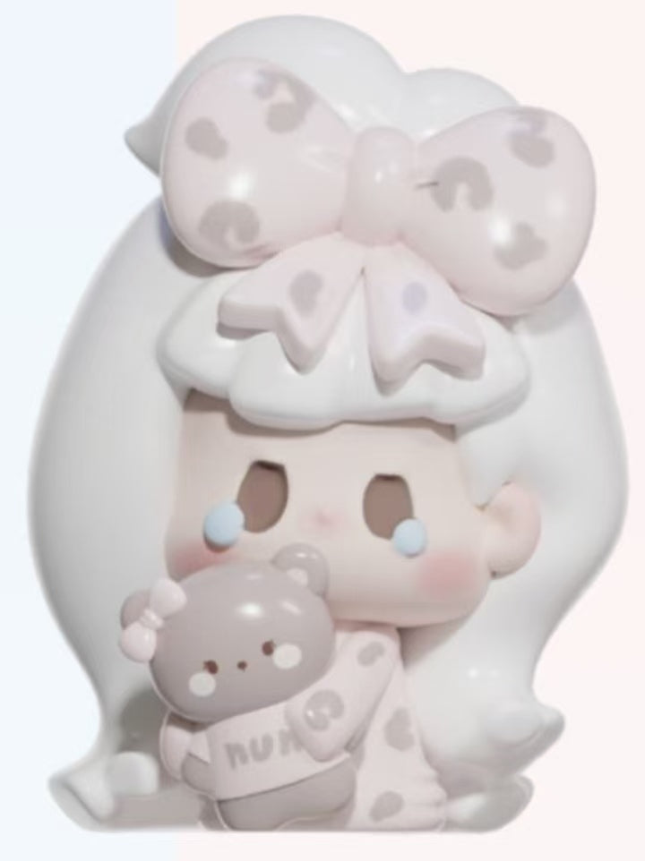 NUNU-Pink Lepoard Girl Figure