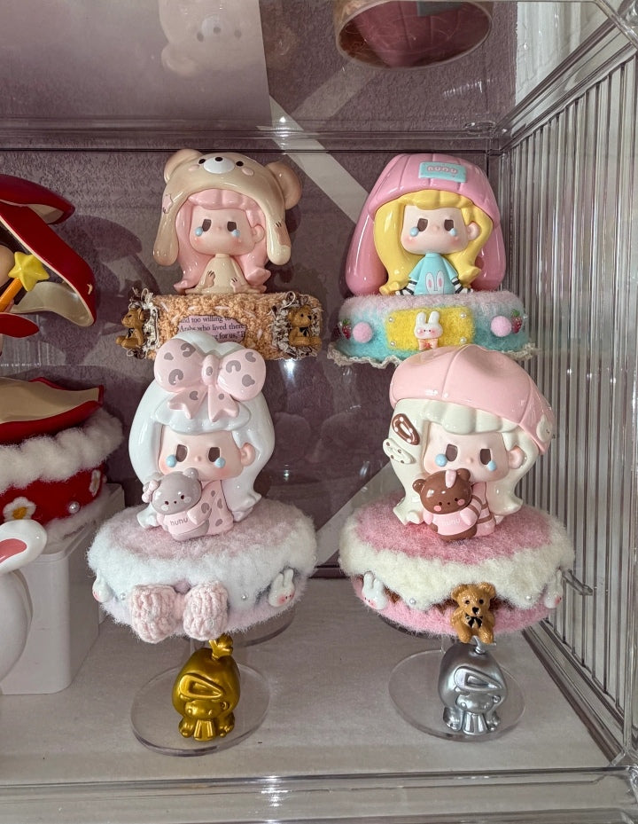 NUNU-Pink Lepoard Girl Figure