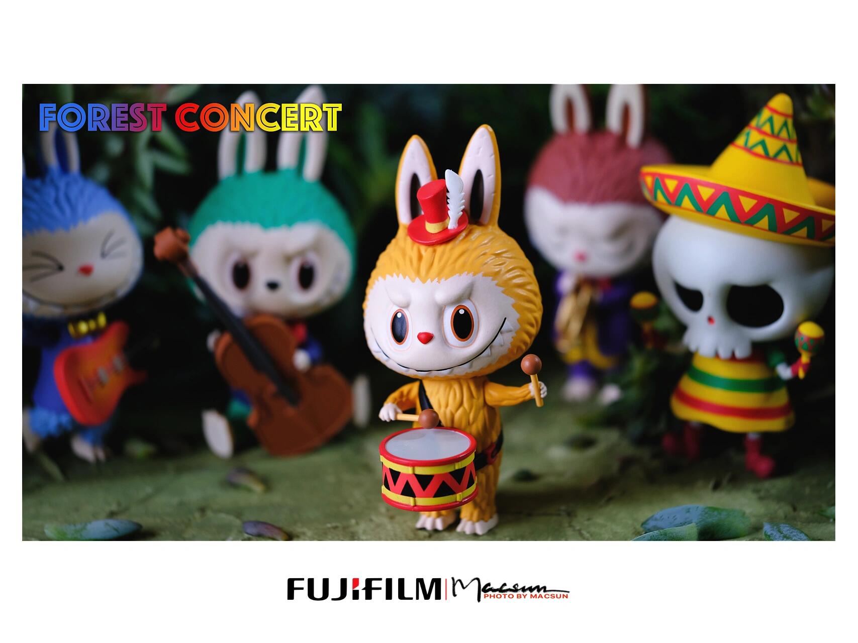 LABUBU - FOREST CONCERT SERIES FIGURE